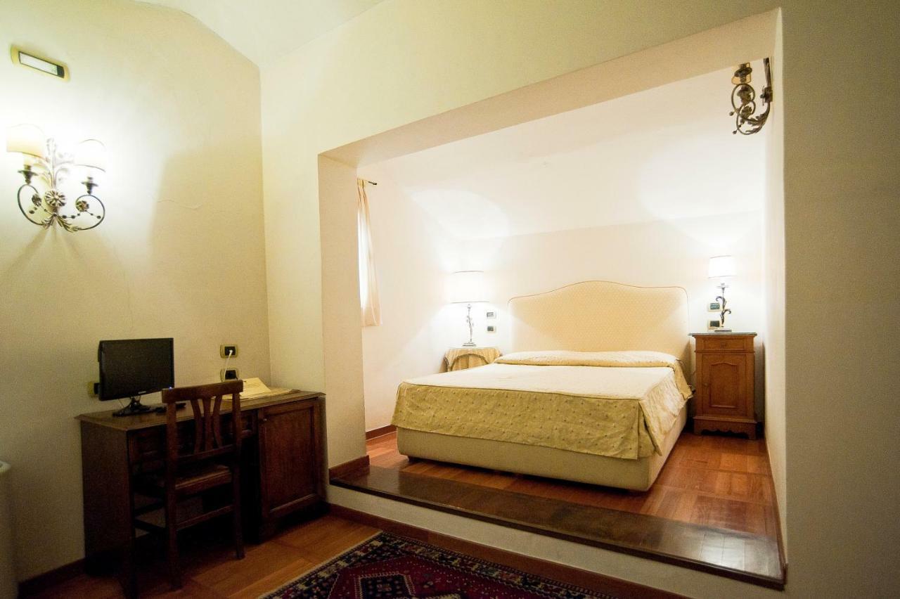 Hotel Scilla Sovana Ngoại thất bức ảnh